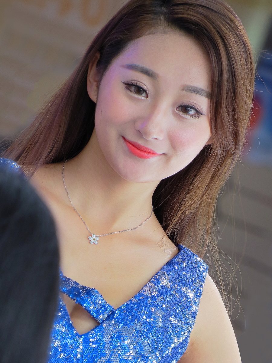 蓝衣美女欣赏