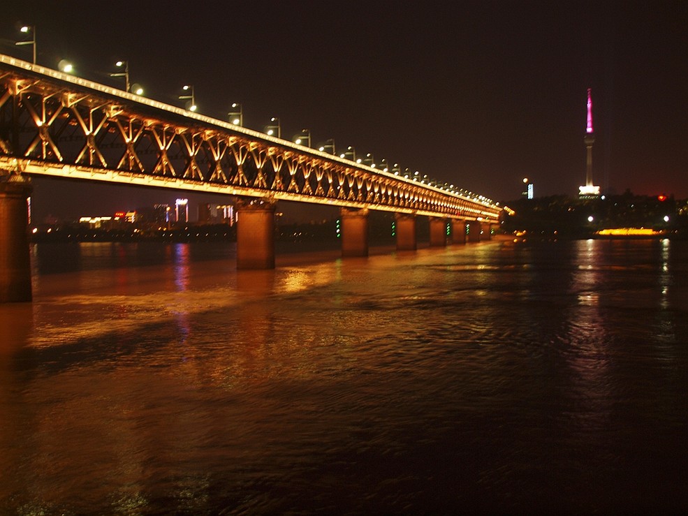 武汉长江大桥夜景