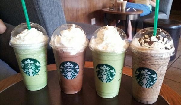 星冰乐(frappuccino),星巴克的招牌饮料,可以理解为冰沙,通常很好喝.