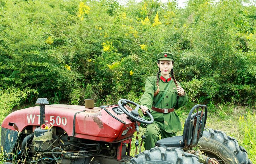 【女兵情结摄影图片】纪实摄影_太平洋电脑网摄影部落