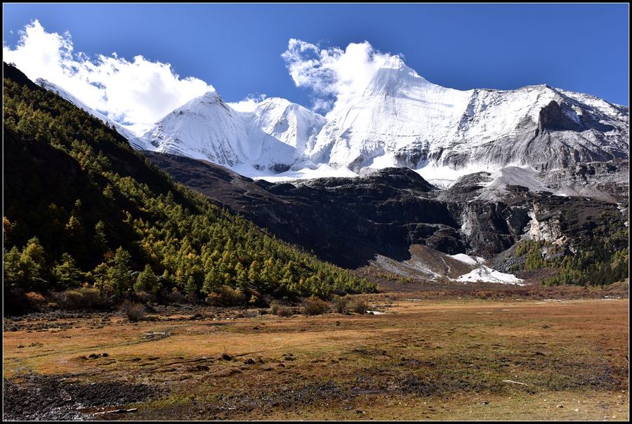 【稻城亚丁风光--登山路上摄影图片】风光旅游