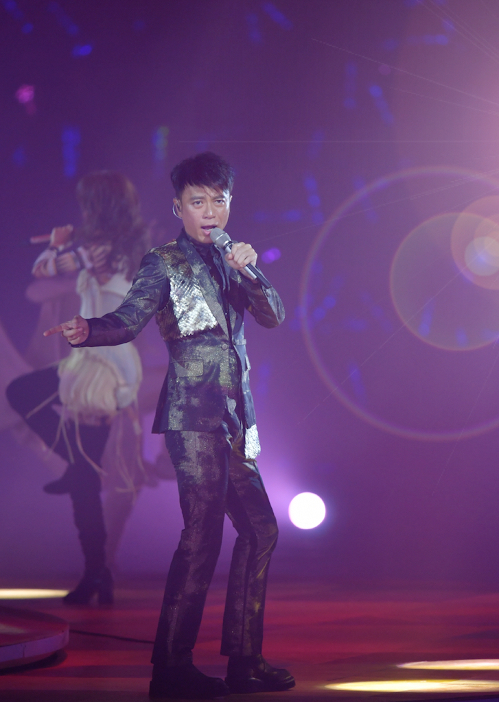 克勤叔叔祖儿姐姐演唱会!