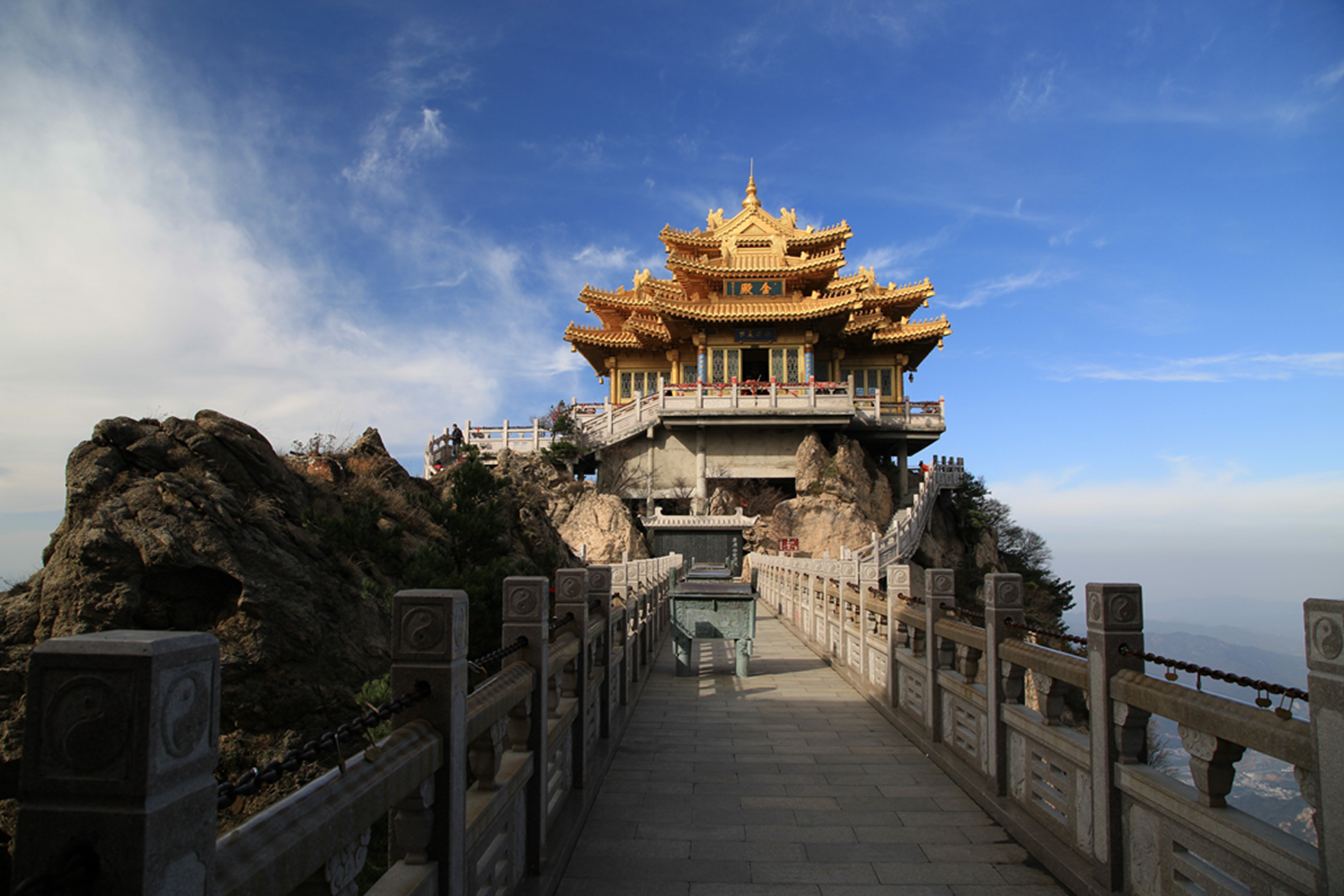 老君山空中楼阁