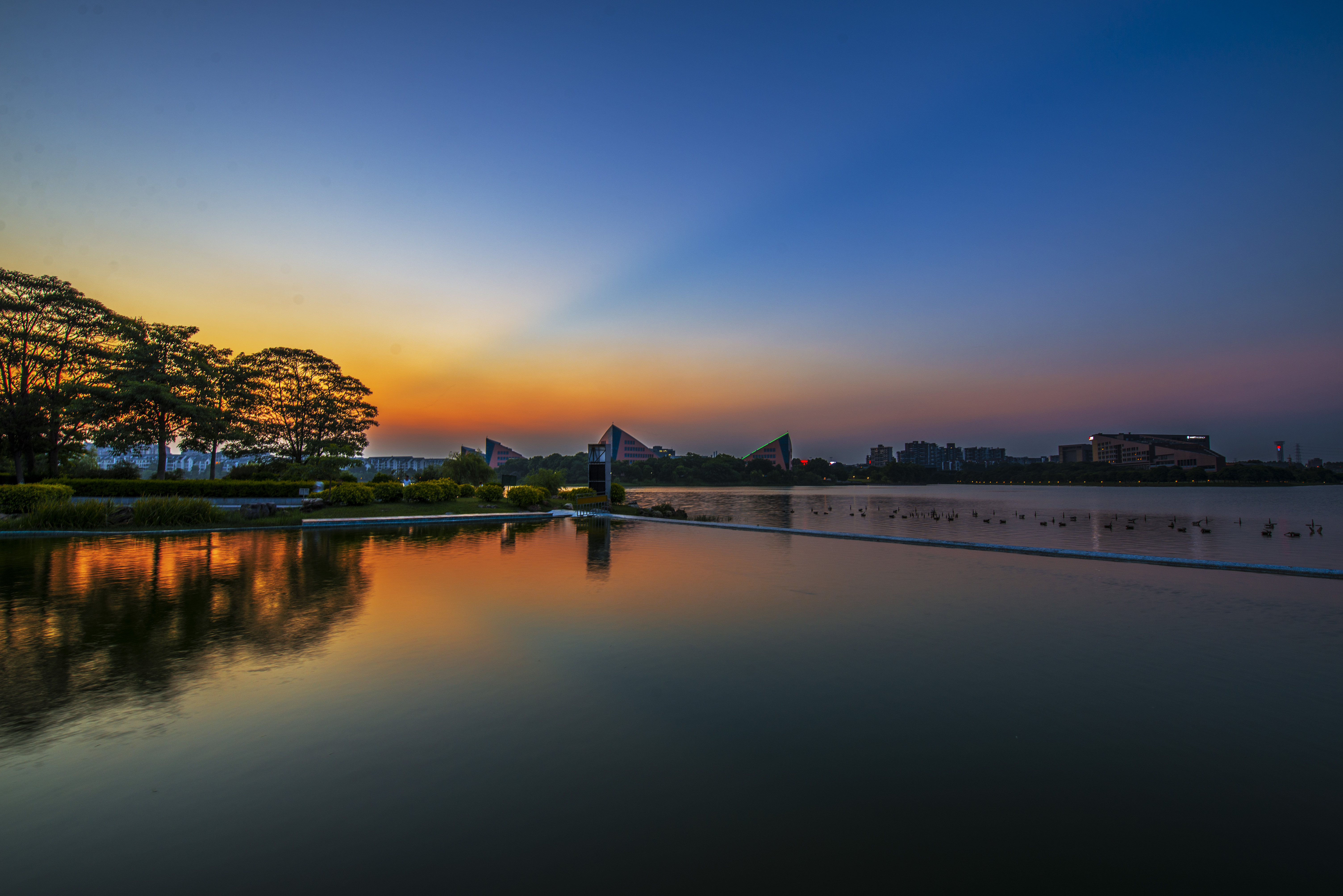松山湖
