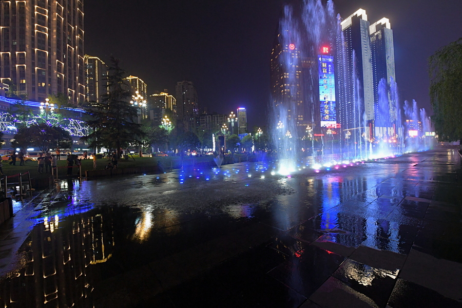 【重庆夜景之南滨路摄影图片】风光摄影