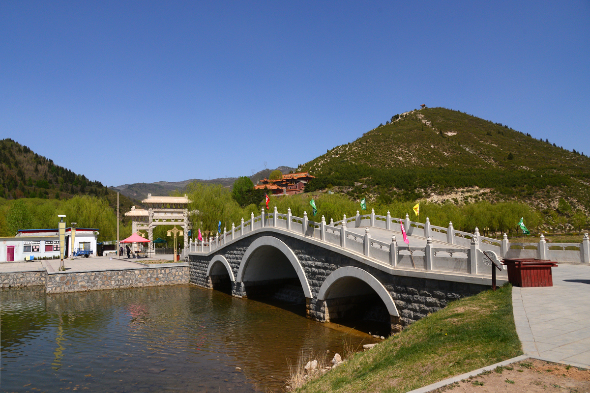 山西旅游图片宁武芦芽山之汾河源