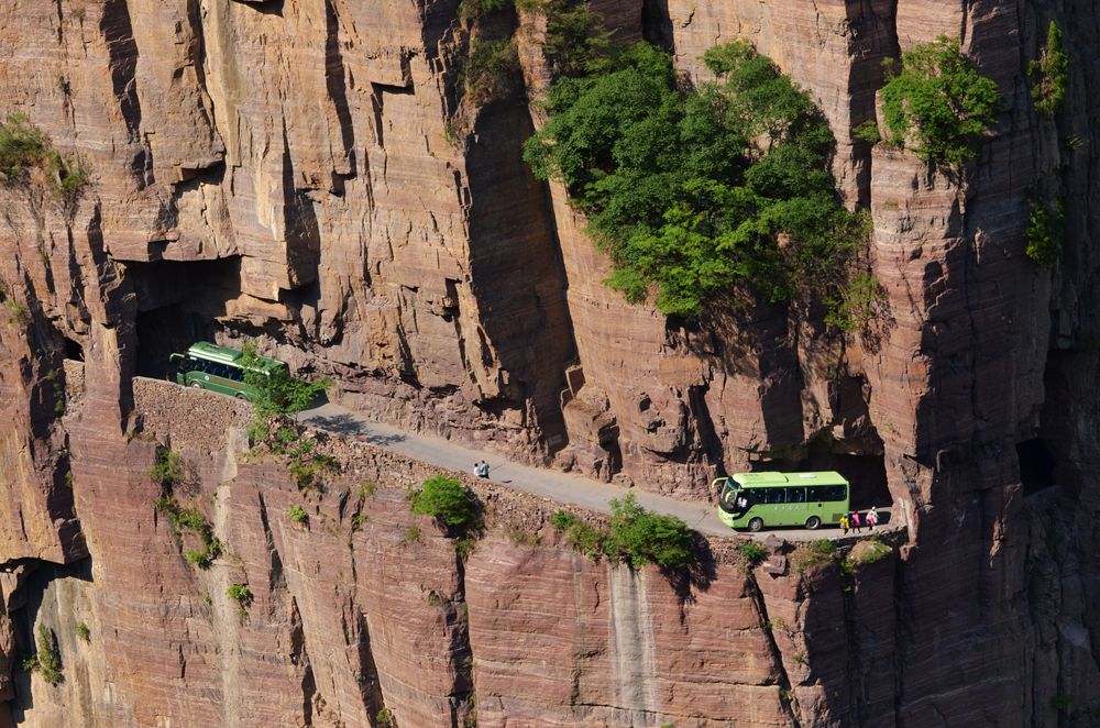 河南旅游图片—郭亮村挂壁公路