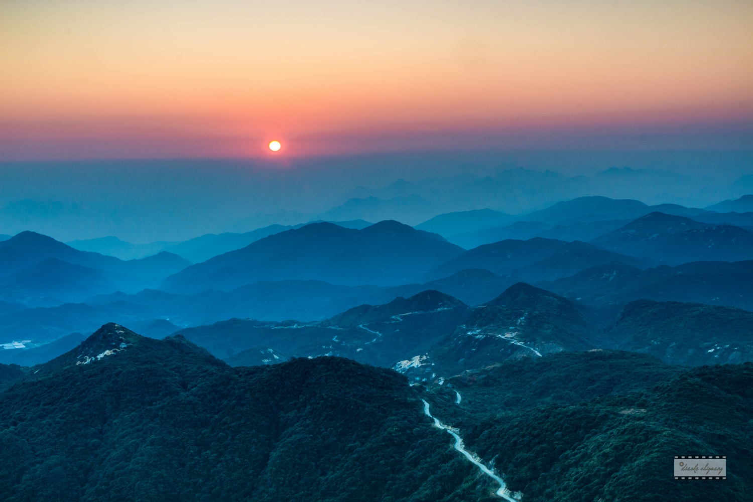 壮美河山-广东莽山