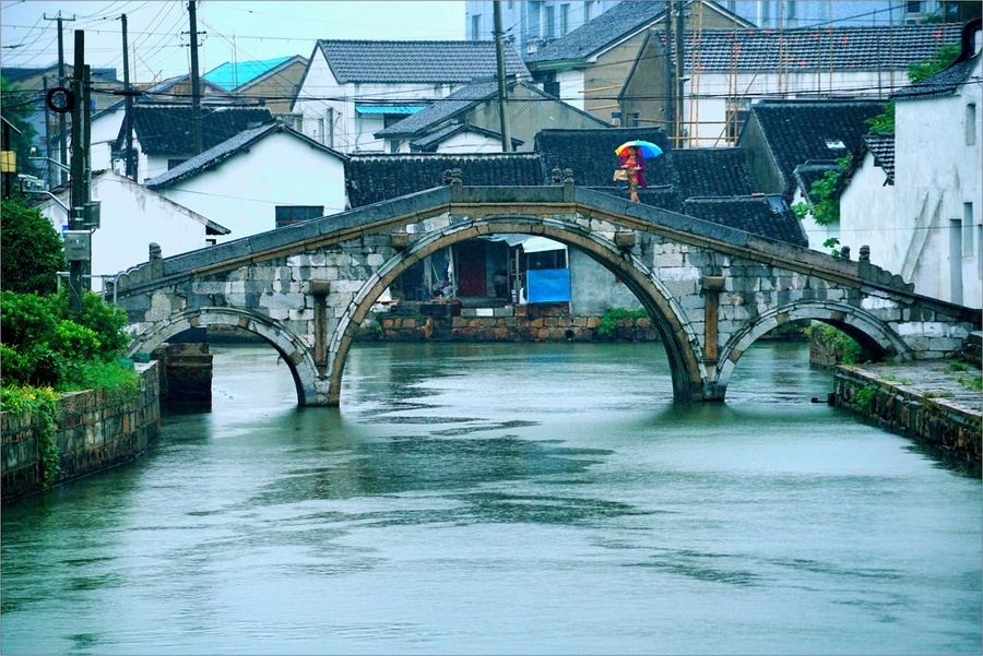 【雨中的金泽古镇摄影图片】风光摄影
