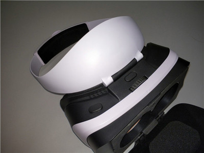 爱奇艺VR眼睛 小阅悦Pro 给你巨幕观影体验