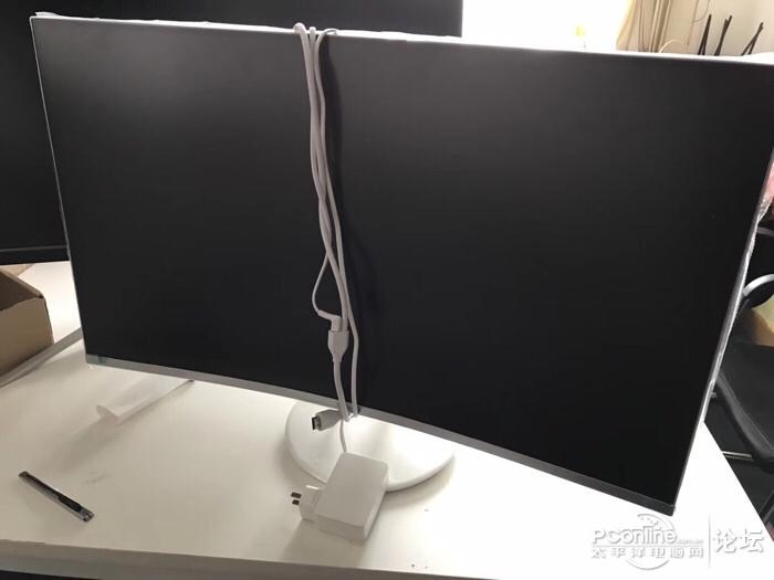 北京北京出99新三星32寸量子曲面大白显示器