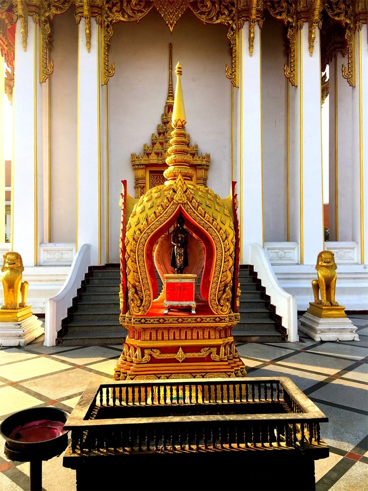 白马寺泰国风格佛殿