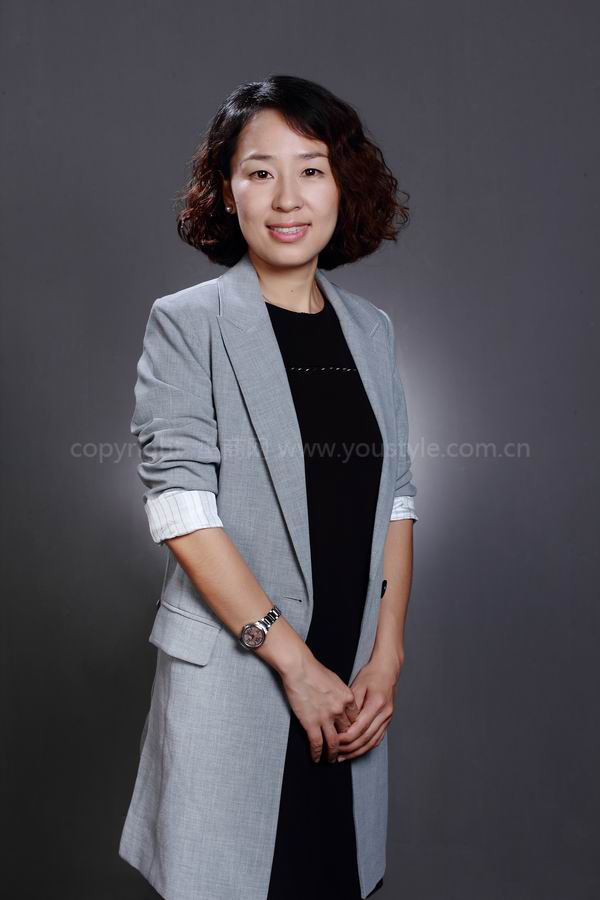 【心理咨询师的职业形象照摄影图片】人像摄影