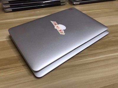 苹果MacBook Air MC968 酷睿双核i5-2G内存1