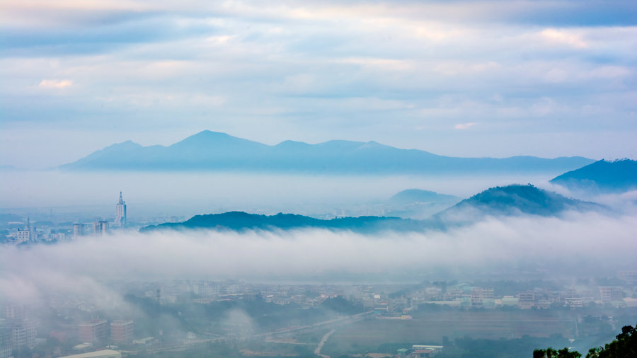 云里 雾里 家在这里