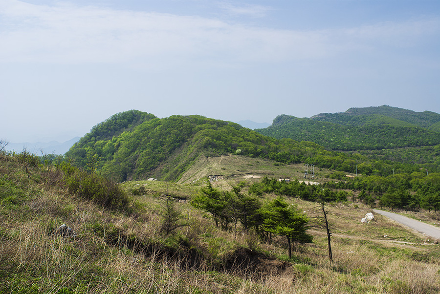 山峦叠翠