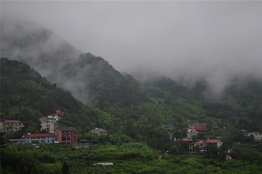 安吉董岭村