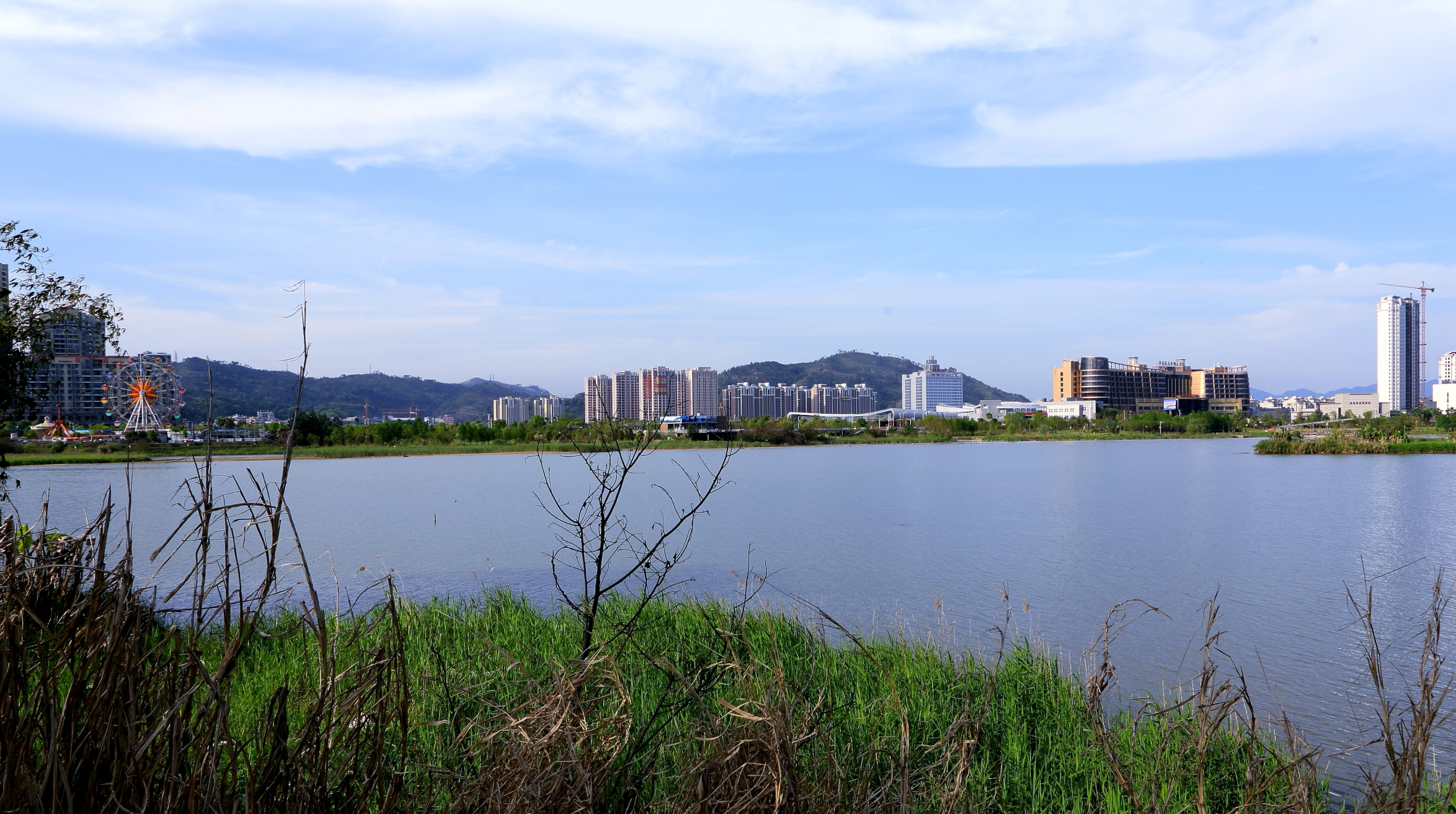 海的岸边是家乡