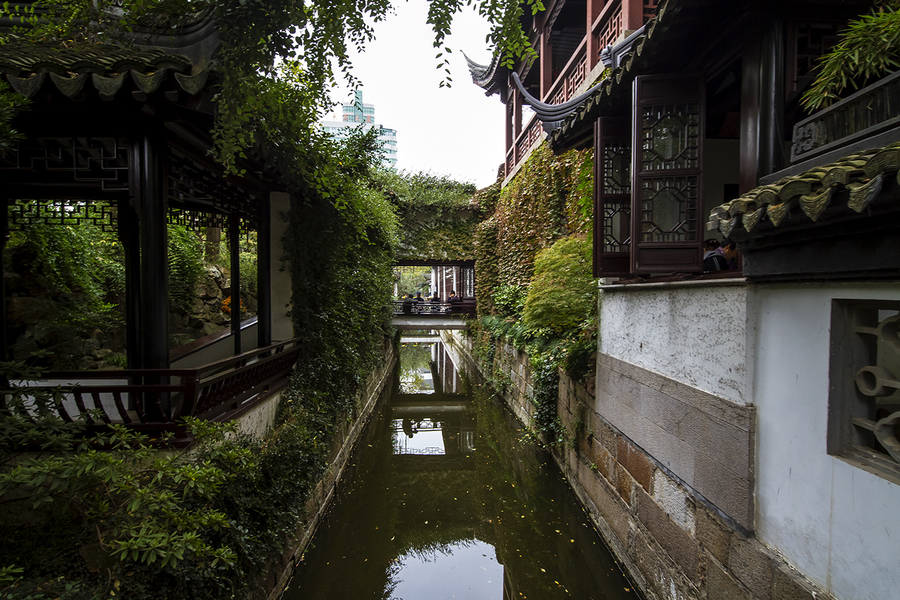 上海五大古典园林之一曲水园 (共 23 p)