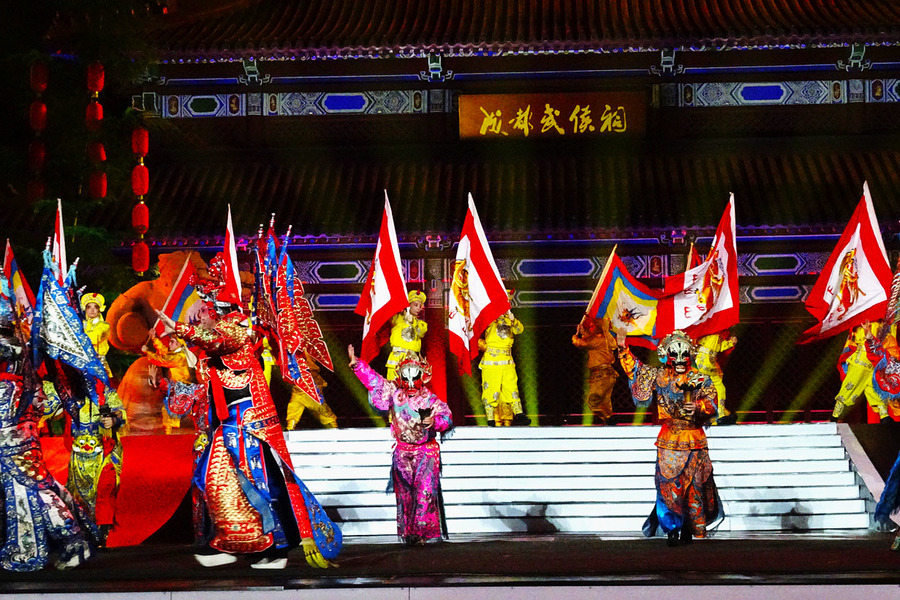 新颖的川剧变脸艺术