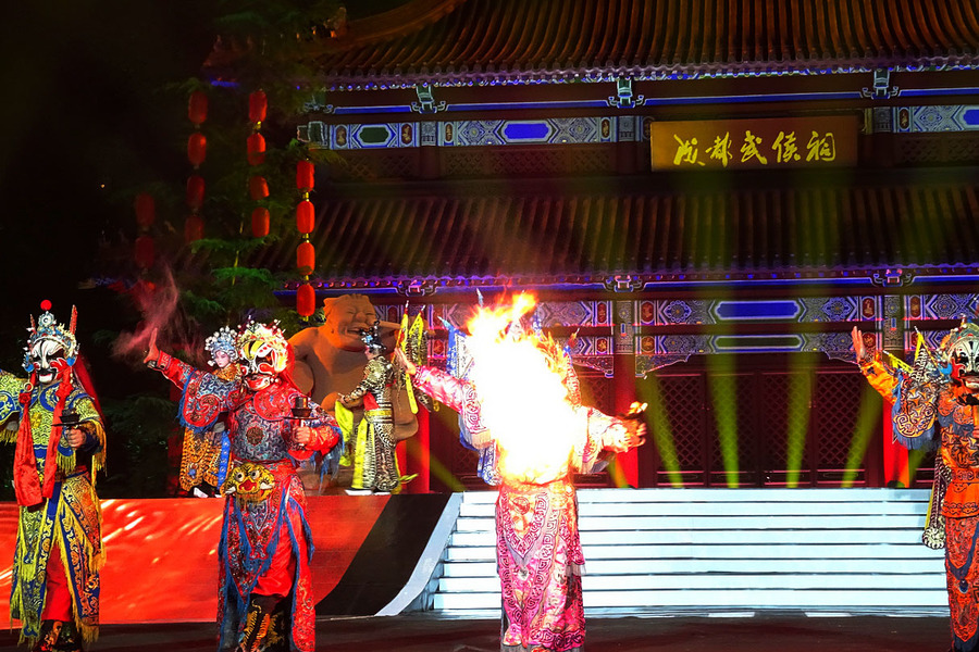 新颖的川剧变脸艺术