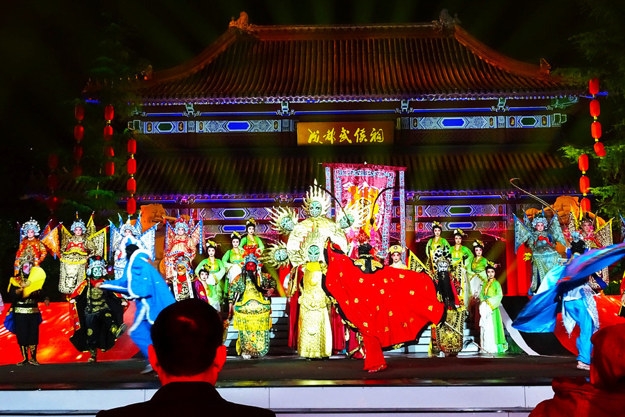 新颖的川剧变脸艺术