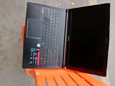 微星GP62MVR 笔记本一台 I7七代 16G内存 双