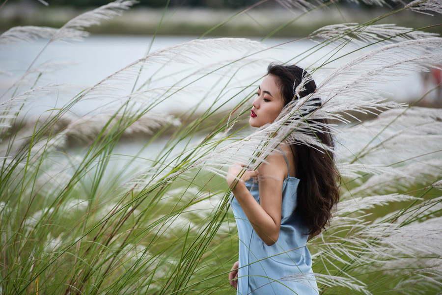 【芦苇花季节摄影图片】人像摄影_太平洋电脑网摄影