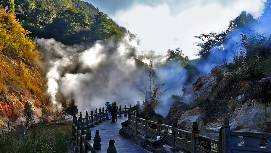 云南—腾冲火山热海