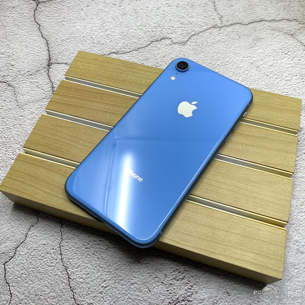 iphone 苹果国行三网蓝色xr 128g,出3450