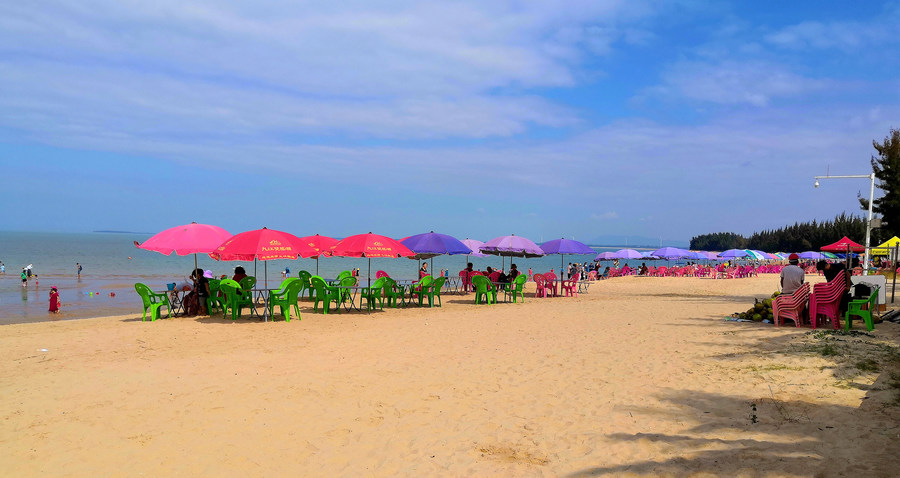海南:怡情海滩