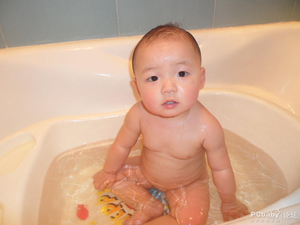 2012-11-16兄妹洗澡包括影片 | Flickr
