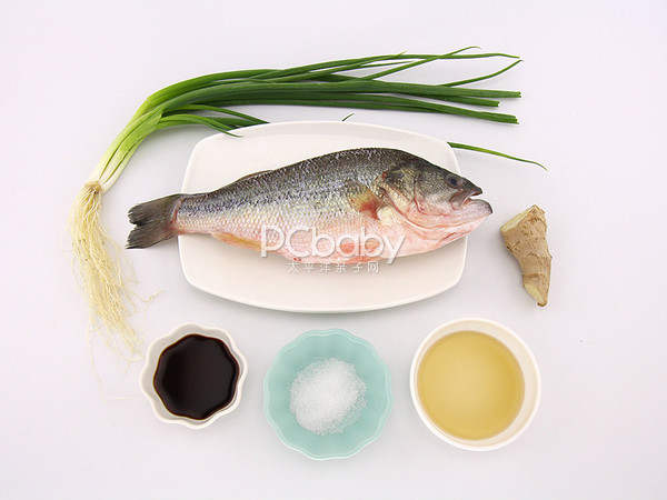 清淡饮食 月子吃得健康