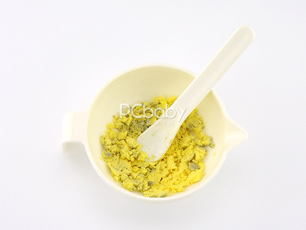 西兰花蛋黄泥