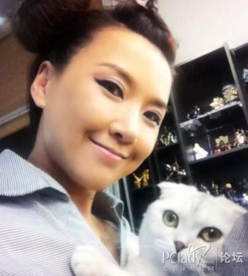 王蓉,中国大陆流行女歌手,毕业于中国传媒大学.