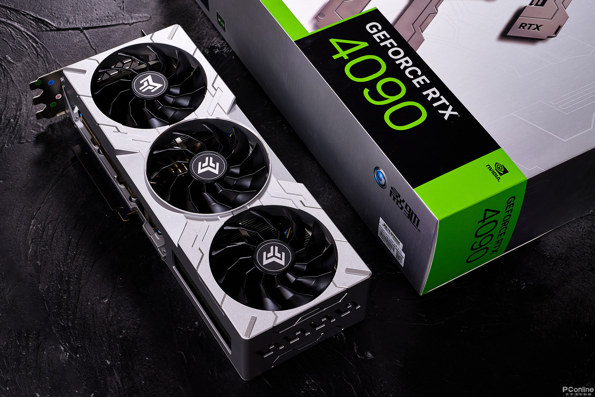 新一代梦幻装备影驰rtx4090金属大师显卡图赏