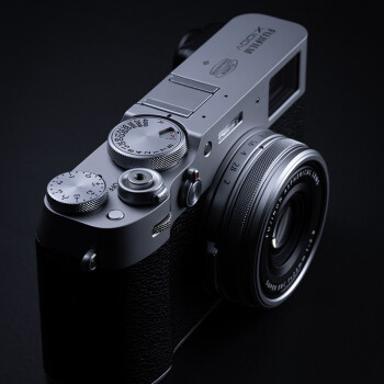 富士(fujifilm) 数码相机旁轴相机 x100v 银色 9319元