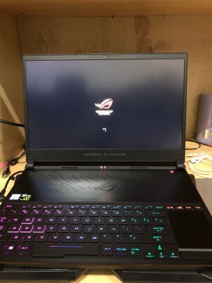 rog冰刃3(酷睿i7-8750h/16gb/512gb/gtx1060/144hz)点评