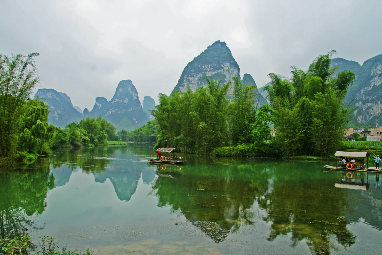 山水广西之大新明仕河风光