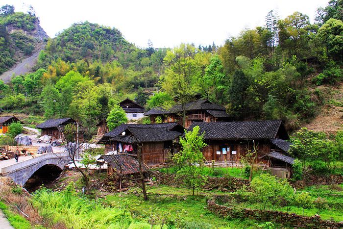 土家山寨随拍