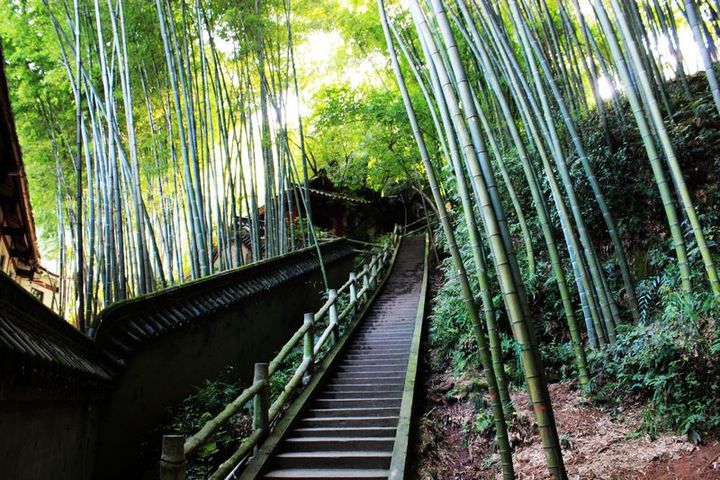 金华山(四川邛崃)