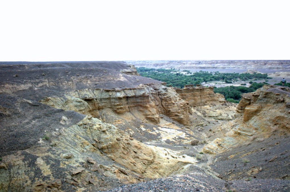 新疆白杨河大峡谷