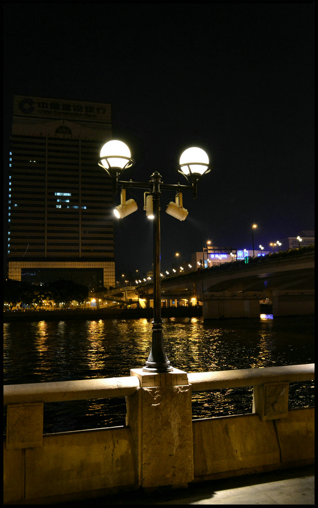 广州南方大厦(夜景)