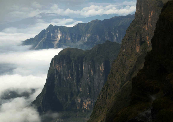 云南之山——乌蒙山掠影