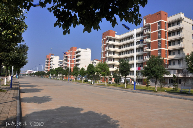 广西师范大学一雁山校区