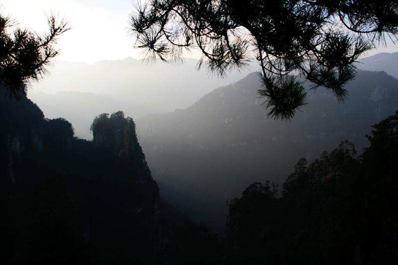 光雾山·燕子崖风光