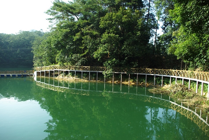 青山碧水.从化流溪河