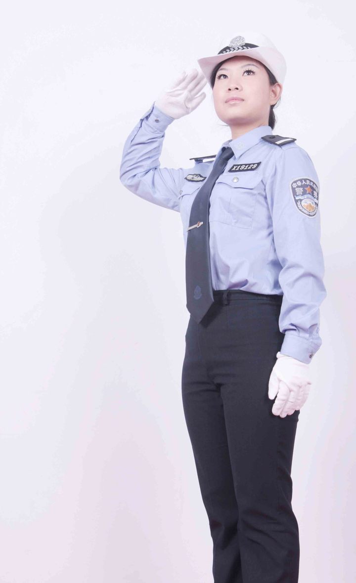 女警