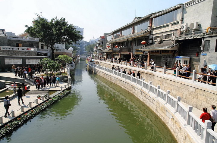 一湾溪水绿  两岸荔枝红--荔湾涌揭盖复涌纪实