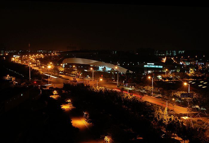 学校楼顶的夜景